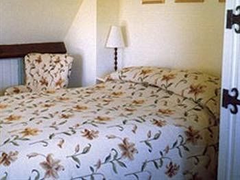 The Yellow House B&B Woodborough  Экстерьер фото