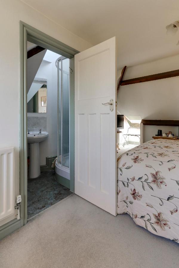 The Yellow House B&B Woodborough  Экстерьер фото